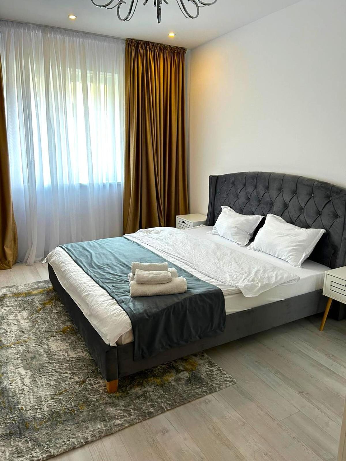 Yamaluxe Apartments - Silent & Warm With Many Facilities Bucharest Luaran gambar
